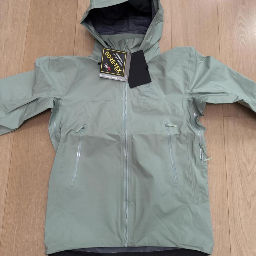 Arc’teryx BETA AR JACKET STORMHOOD